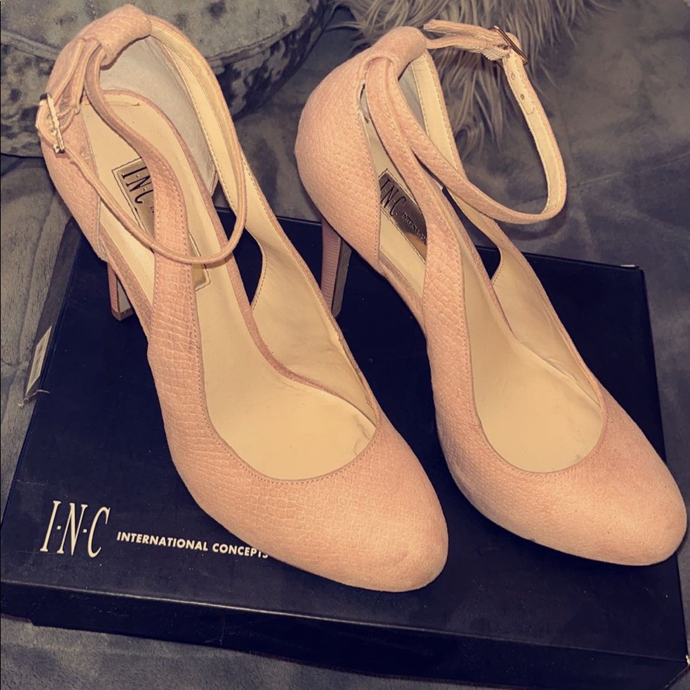 INC soft pink heels